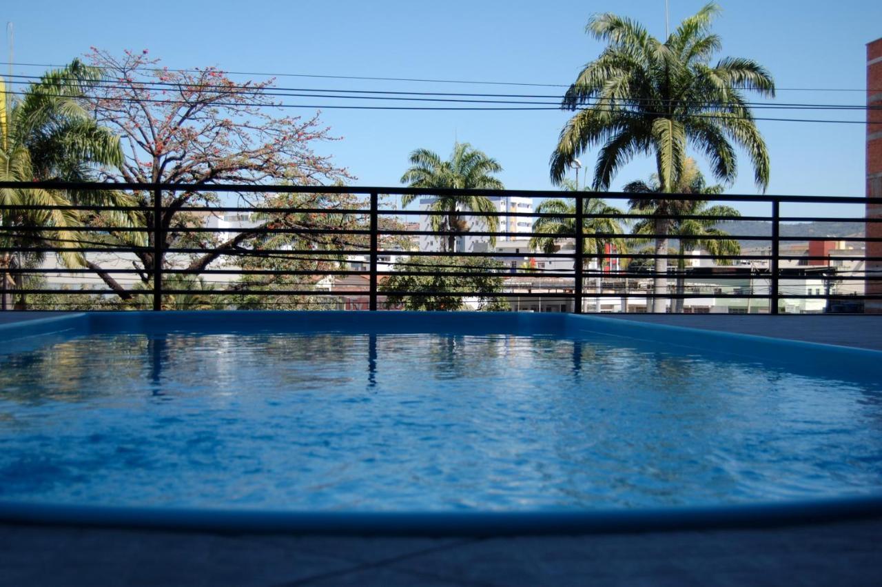 Aparthotel La Fontaine イパチンガ エクステリア 写真
